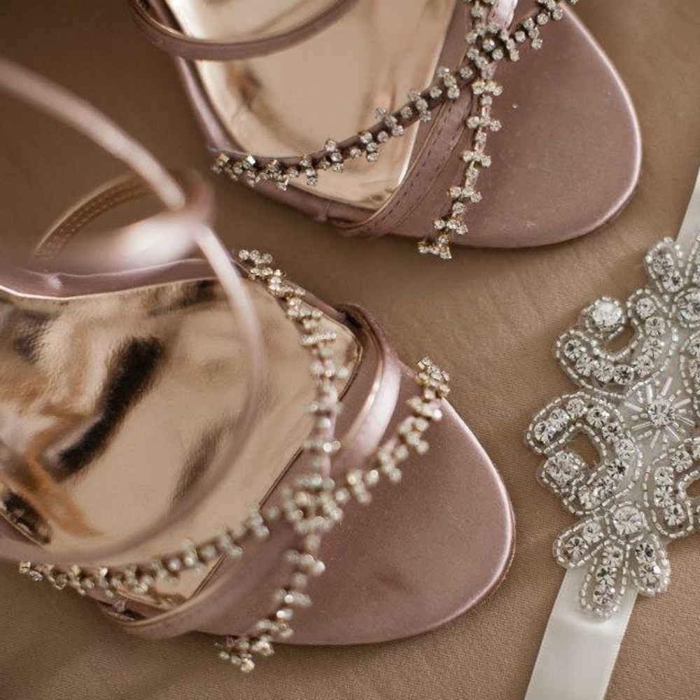 Badgley Mischka wedge sandals